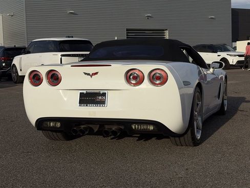 Used 2006 Chevrolet Corvette Convertible w/ Preferred Equipment Group image 23