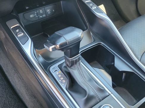 Used 2024 Kia Sorento S image 35