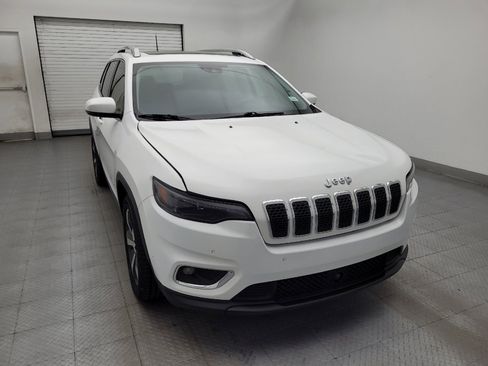 Used 2019 Jeep Cherokee Limited w/ Technology Group FWD image 14
