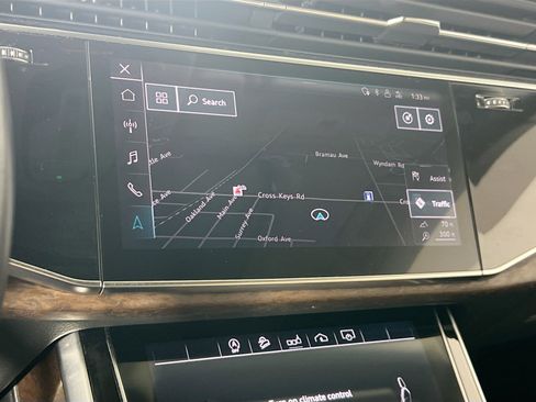 Used 2019 Audi Q8 Premium Plus AWD/4WD image 13