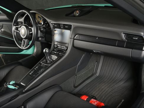 Used 2018 Porsche 911 GT3 RWD image 28