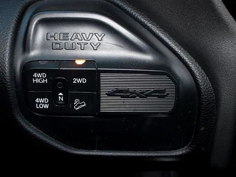 Used 2021 RAM 2500 Laramie w/ Night Edition image 11