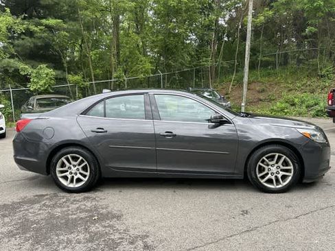 Used 2013 Chevrolet Malibu LT w/ Power Convenience Package FWD image 3