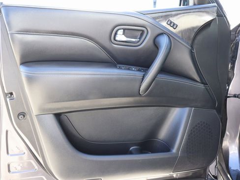 Used 2024 INFINITI QX80 Luxe image 22