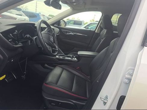 Used 2023 Buick Envision Essence w/ Sport Touring Package AWD/4WD image 3