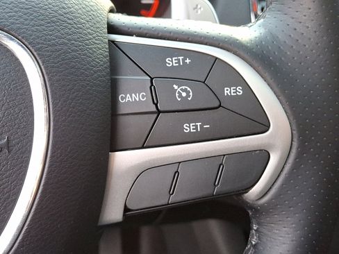 Certified 2017 Dodge Durango R/T image 25