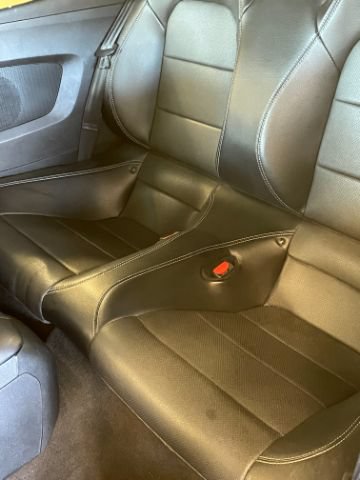 Used 2022 Ford Mustang Premium RWD image 27