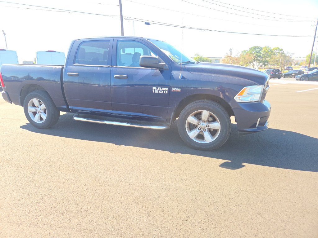 Used 2013 RAM 1500 Express RWD image 23