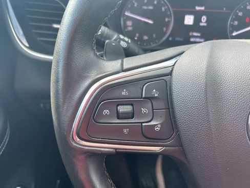 Used 2023 Buick Envision Avenir image 11