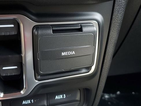 New 2025 Jeep Wrangler Unlimited Sport image 31