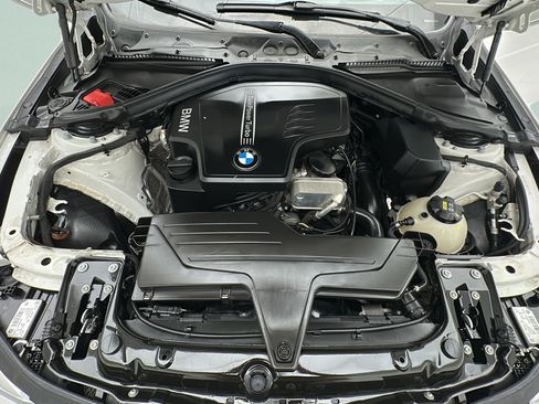 Used 2016 BMW 328i xDrive Sedan AWD/4WD image 23