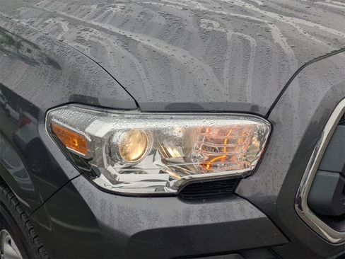 Used 2023 Toyota Tacoma SR5 image 9