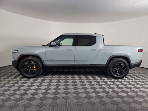 Used 2022 Rivian R1T Adventure image 2