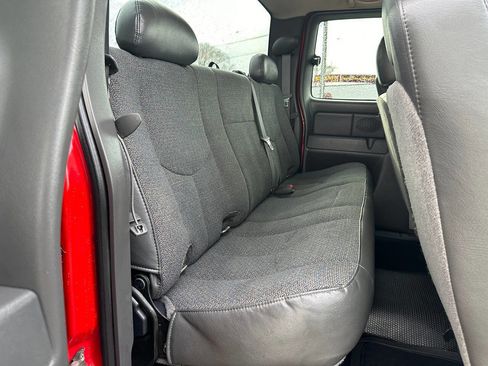 Used 2006 Chevrolet Silverado 1500 W/T image 19