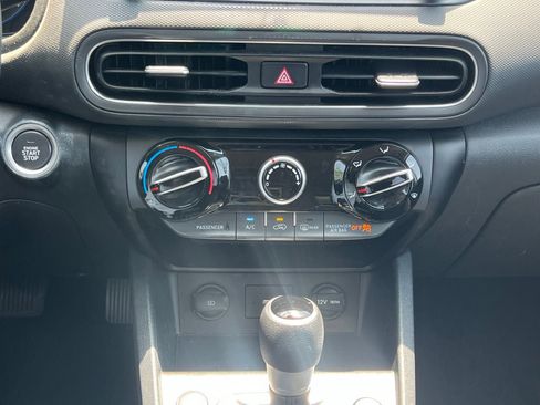 Used 2023 Hyundai Kona SEL FWD image 31