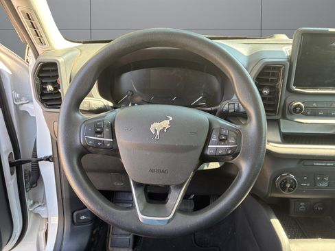 Used 2022 Ford Bronco Sport AWD/4WD image 11