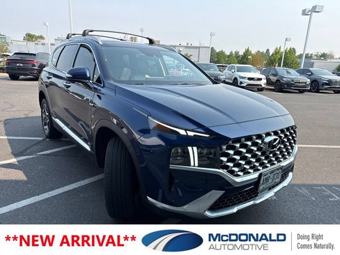 Used 2021 Hyundai Santa Fe Limited AWD/4WD image 2