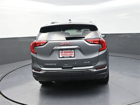 Used 2021 GMC Terrain SLT image 6