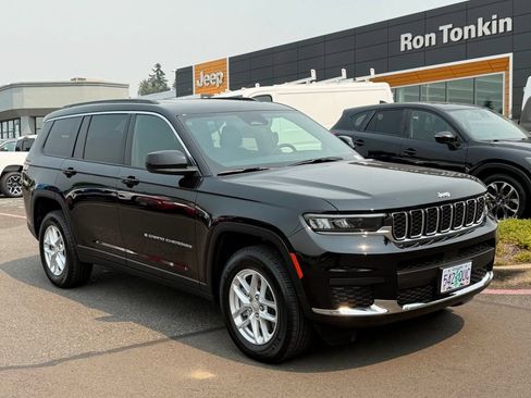 Used 2025 Jeep Grand Cherokee L Laredo w/ Luxury Tech Group I AWD/4WD image 2