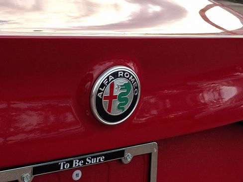 New 2025 Alfa Romeo Giulia AWD w/ Driving Assist Package image 22