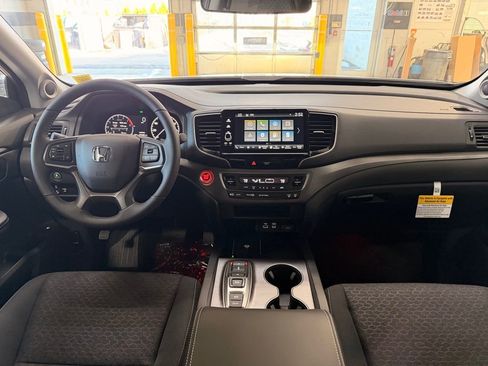 New 2026 Honda Ridgeline Sport image 5