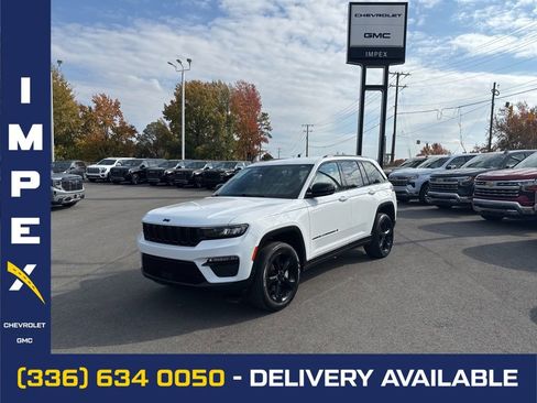 Used 2023 Jeep Grand Cherokee Limited w/ Black Appearance Package image 1