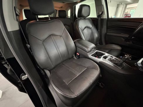 Used 2012 Cadillac SRX Luxury FWD image 14