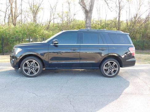 Used 2020 Ford Expedition Limited w/ Equipment Group 303A image 2