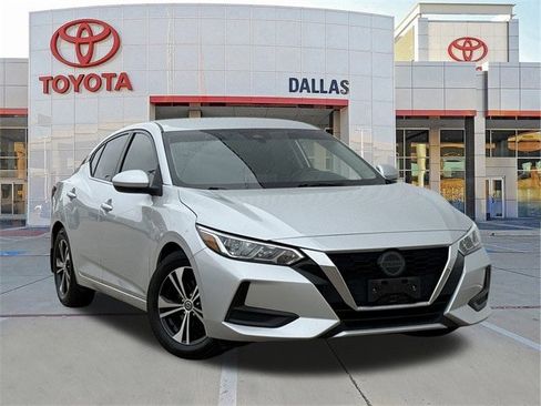 Used 2022 Nissan Sentra SV image 1