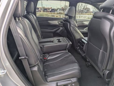 Used 2023 Acura MDX A-Spec image 32