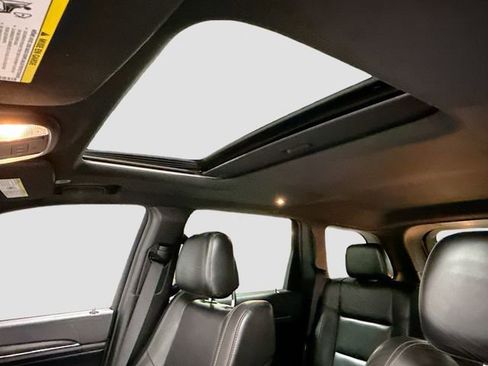 Used 2017 Jeep Grand Cherokee Limited image 23