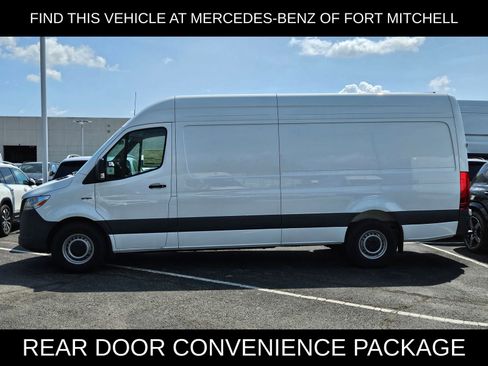 New 2024 Mercedes-Benz eSprinter 170 Cargo image 4