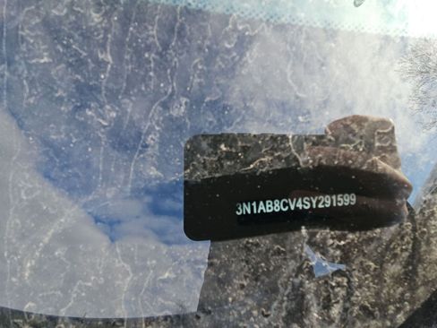 Used 2025 Nissan Sentra SV image 7