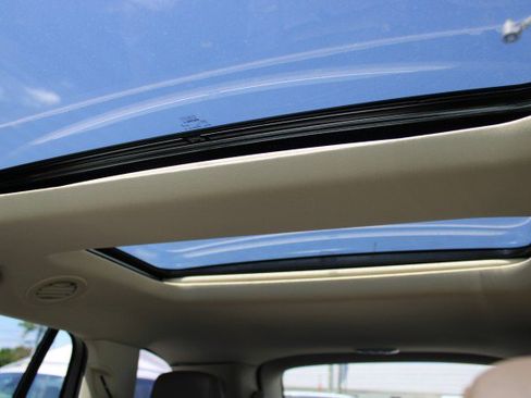 Used 2018 Lincoln MKT AWD w/ Technology Package image 40