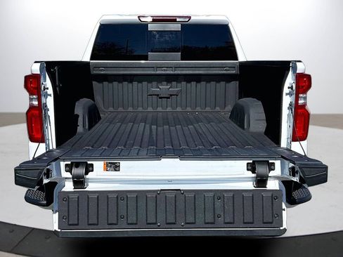 Used 2025 Chevrolet Silverado 1500 LTZ w/ Z71 Off-Road Package image 26