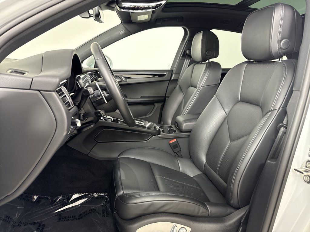 Certified 2026 Porsche Macan S AWD/4WD image 5