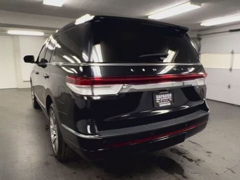 Used 2023 Lincoln Navigator Reserve image 7