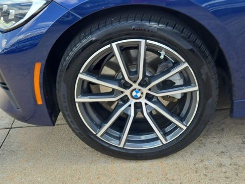Used 2020 BMW 330i Sedan w/ Convenience Package RWD image 21