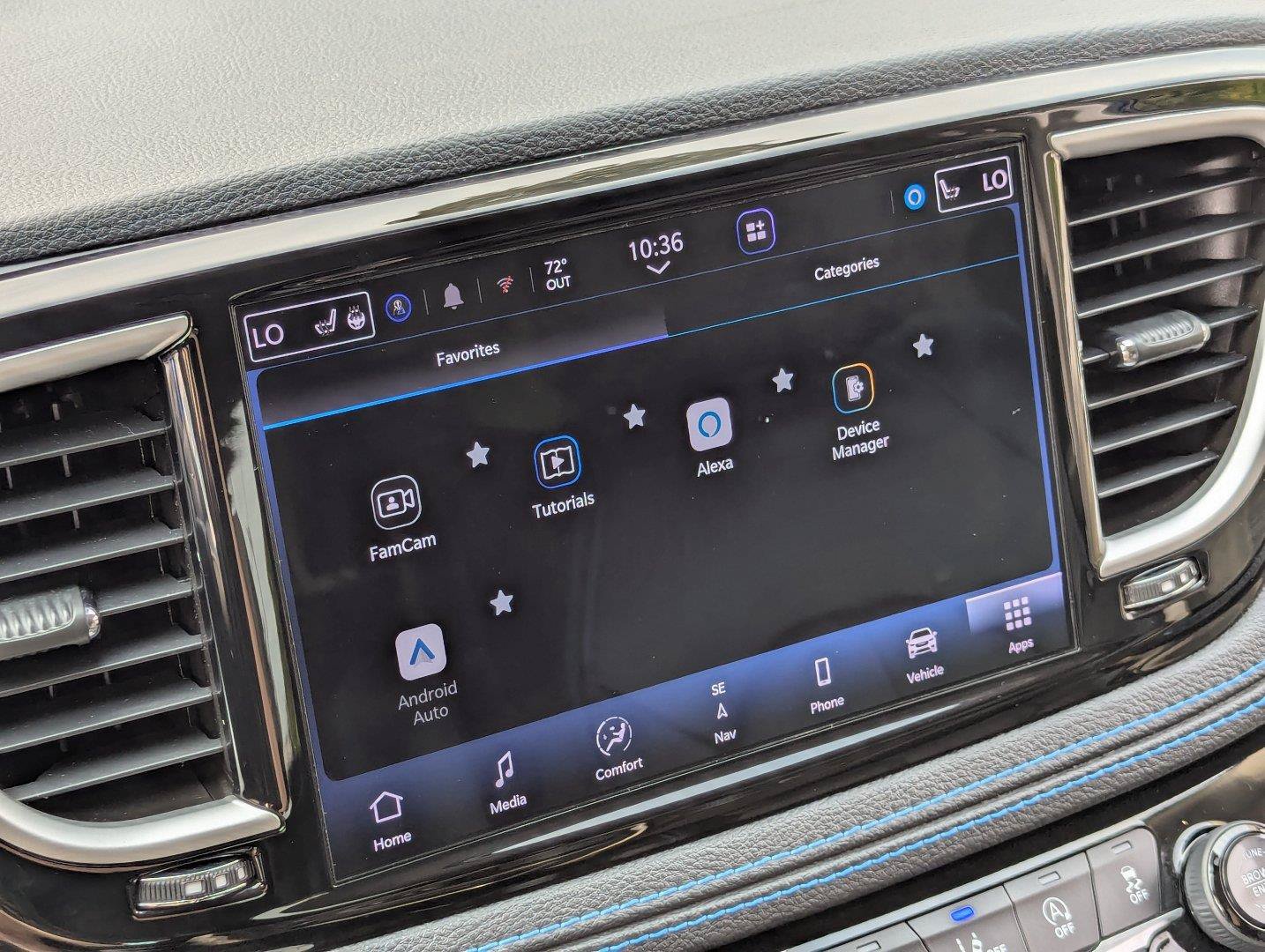 Used 2021 Chrysler Pacifica Touring-L w/ Uconnect Theater Family Group AWD/4WD image 23