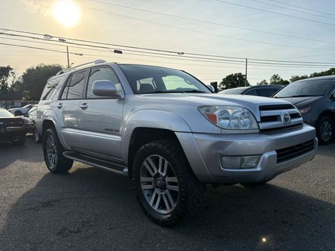 Used 2003 Toyota 4Runner Limited AWD/4WD image 3