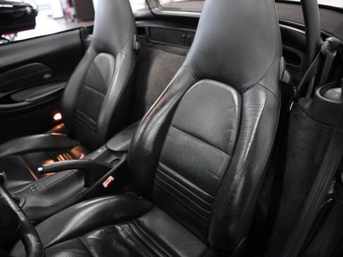 Used 2001 Porsche Boxster RWD image 4