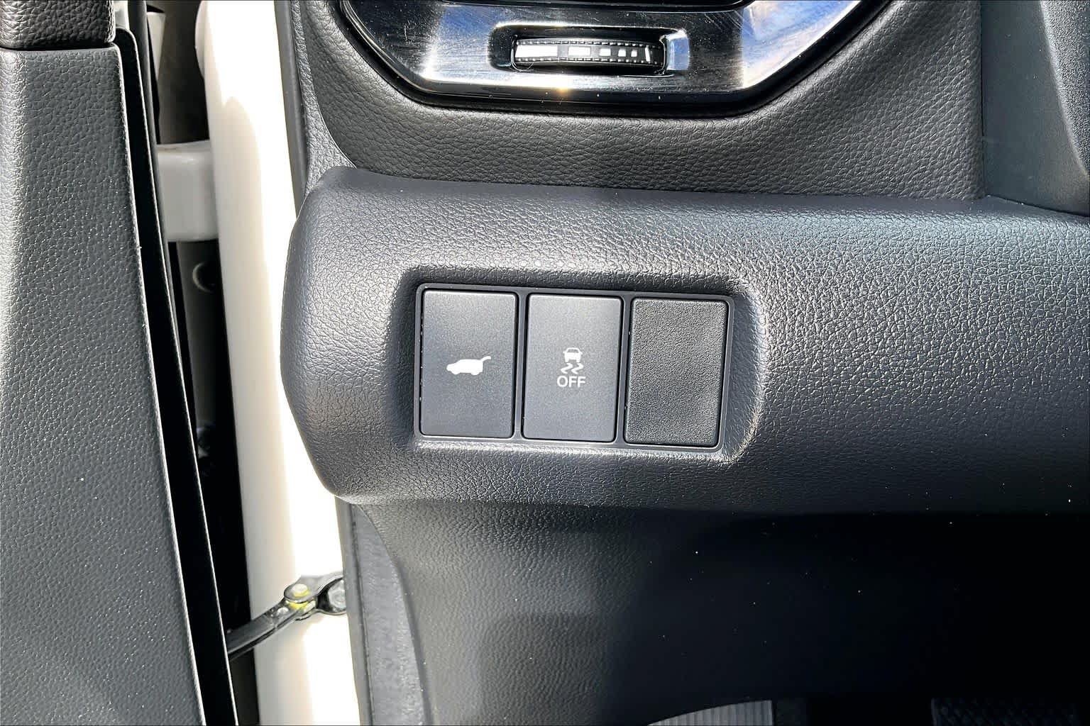 Used 2023 Honda Pilot Touring image 35