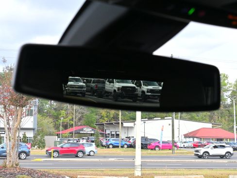 Used 2021 Chevrolet Tahoe LT w/ LT Signature Package image 29