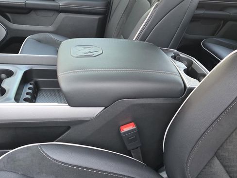 New 2026 RAM 1500 Laramie AWD/4WD image 10