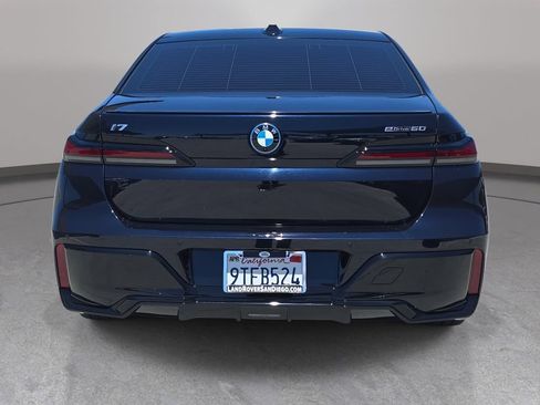 Used 2025 BMW i7 eDrive50 w/ M Sport Package RWD image 7