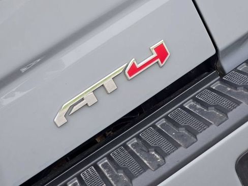 Used 2025 GMC Sierra 1500 AT4 w/ AT4 Premium Package AWD/4WD image 12