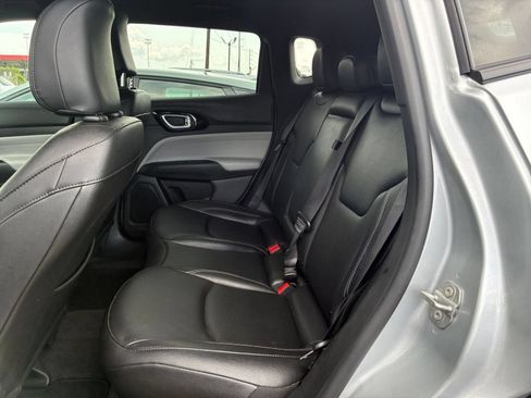 Used 2025 Jeep Compass Limited AWD/4WD image 20