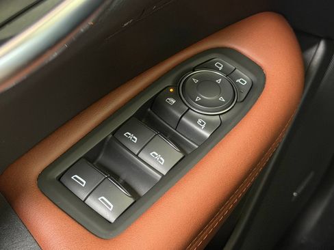 Used 2023 Cadillac XT5 Premium Luxury FWD image 24