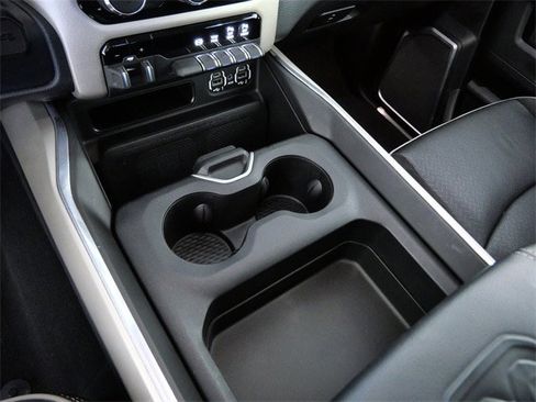 Used 2022 RAM 2500 Laramie image 22