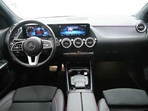 Used 2023 Mercedes-Benz GLA 250 4MATIC image 22